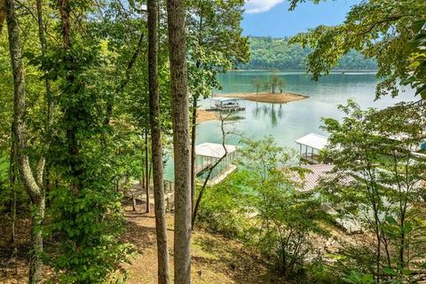 Lakefront Norris Cabin Retreat・Dock・Games・Hot Tub — Norris Lake, TN