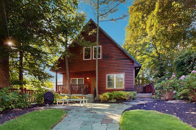 Centrally Located Cabin, Sleeps 6・Pool Table・Views